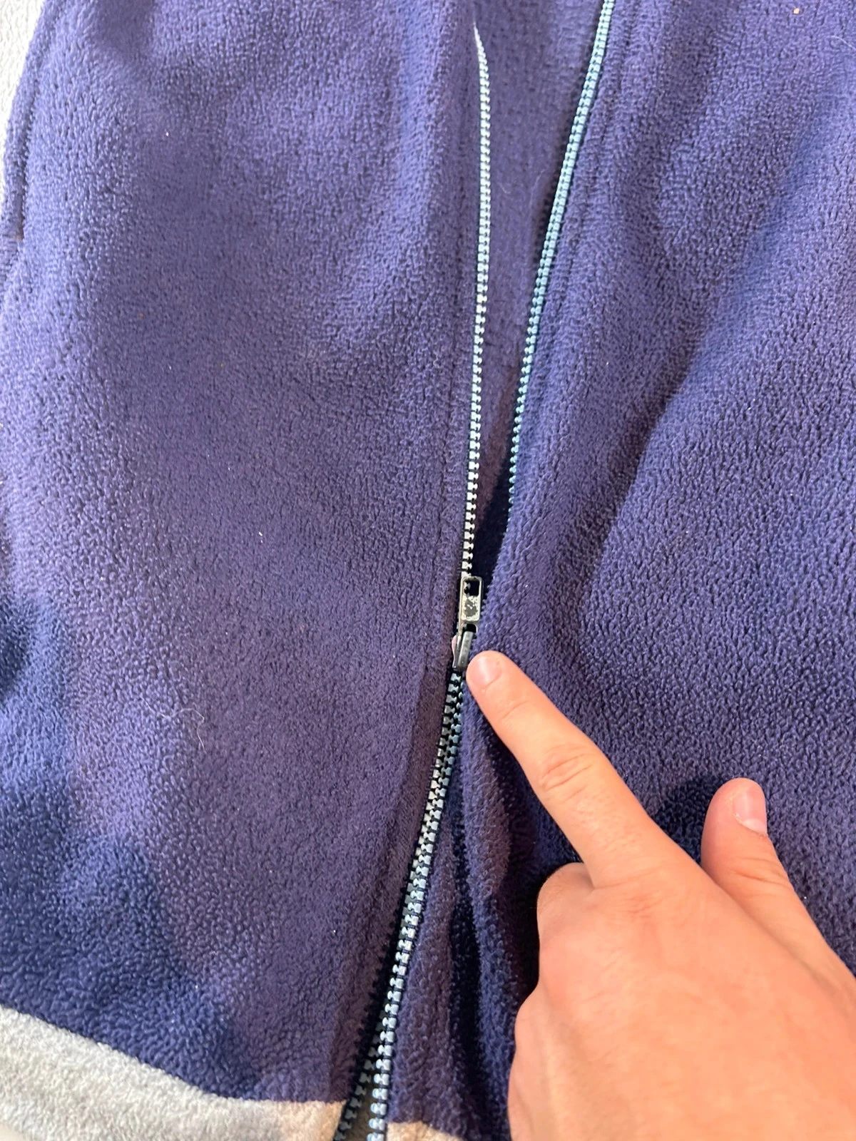 Zipped sweater violet gray fleece jacket size ckl size 3 / m – photo 7